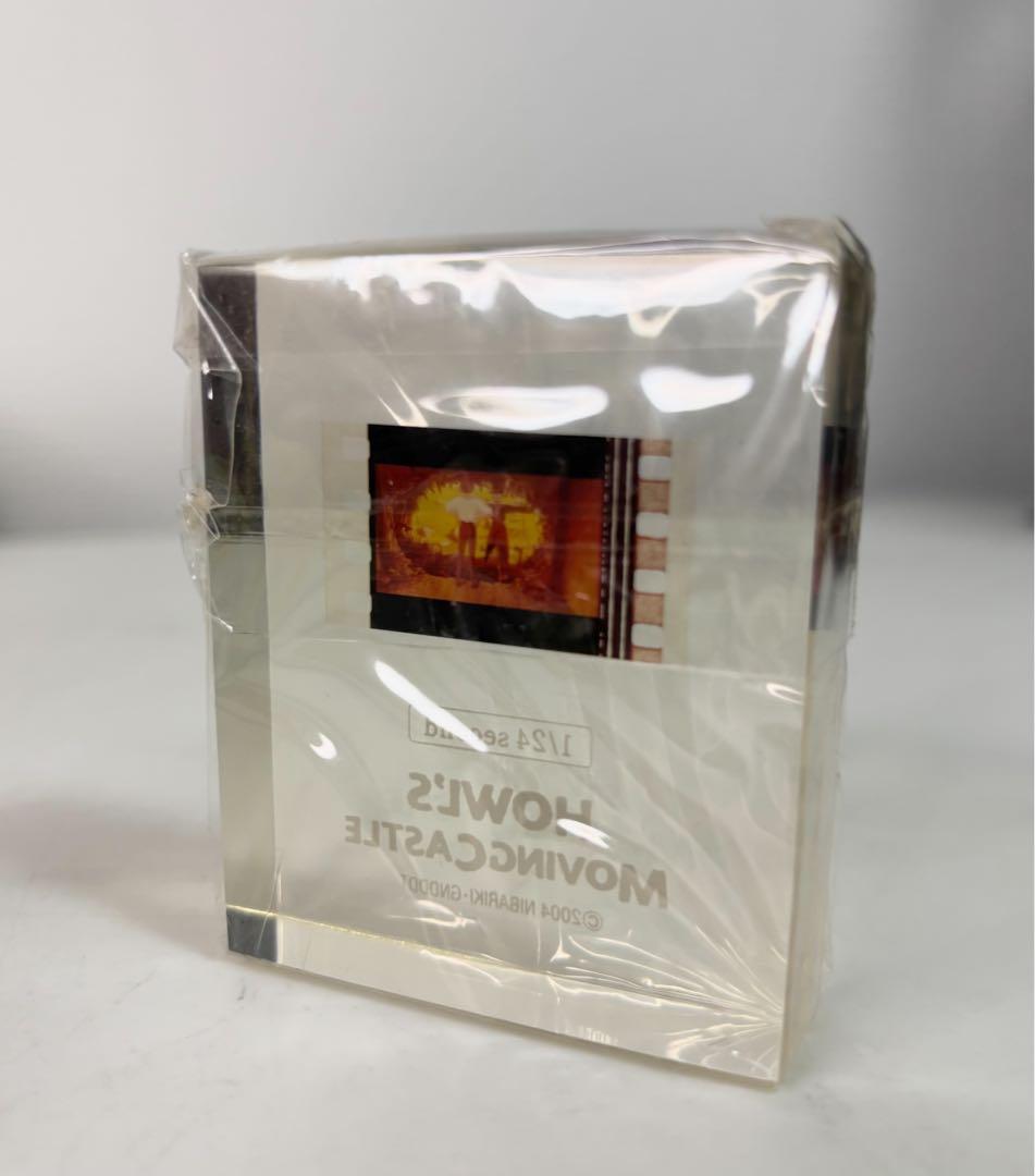 【終了間近！ハウルの動く城、新品】フィルムブックマーカー３枚&トランプ&フィルム