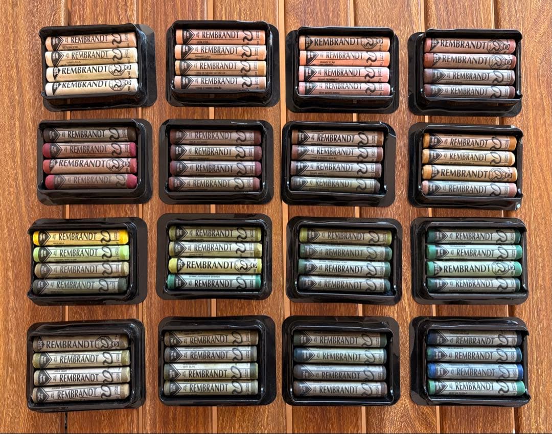 Rembrandt ソフトパステル 64本
