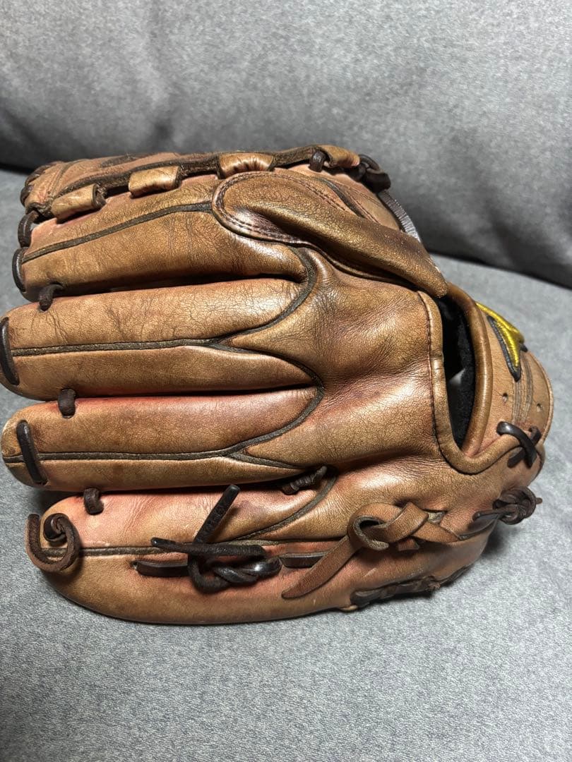 j*n様 ミズノプロ 硬式グローブ 投手用 右投げ用