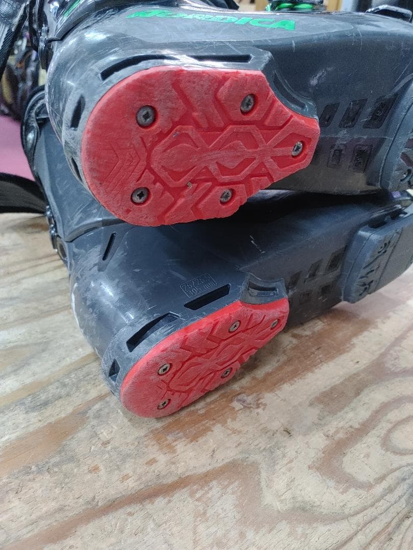 スキー 26-26.5 NORDICA SPEED MACHINE 120