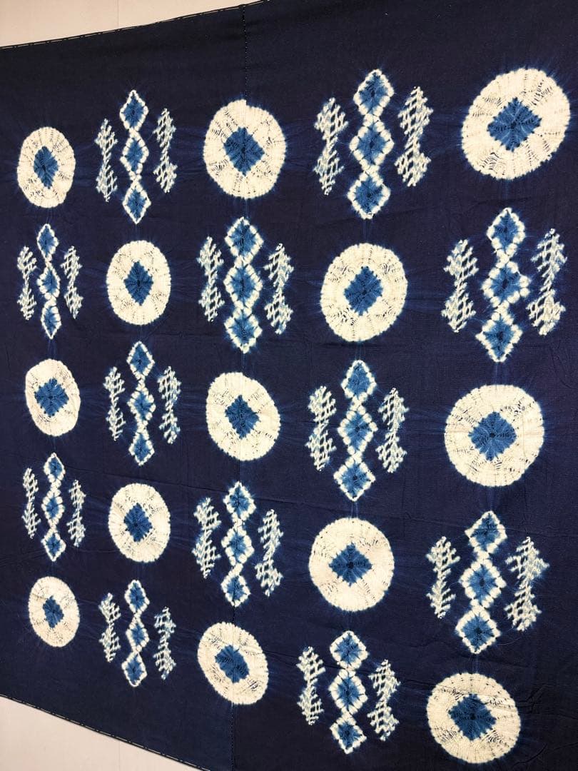 N4「片野絞り」民藝 藍染絞り職人 片野かほり 藍染絞り布 大丸百貨店出品作品