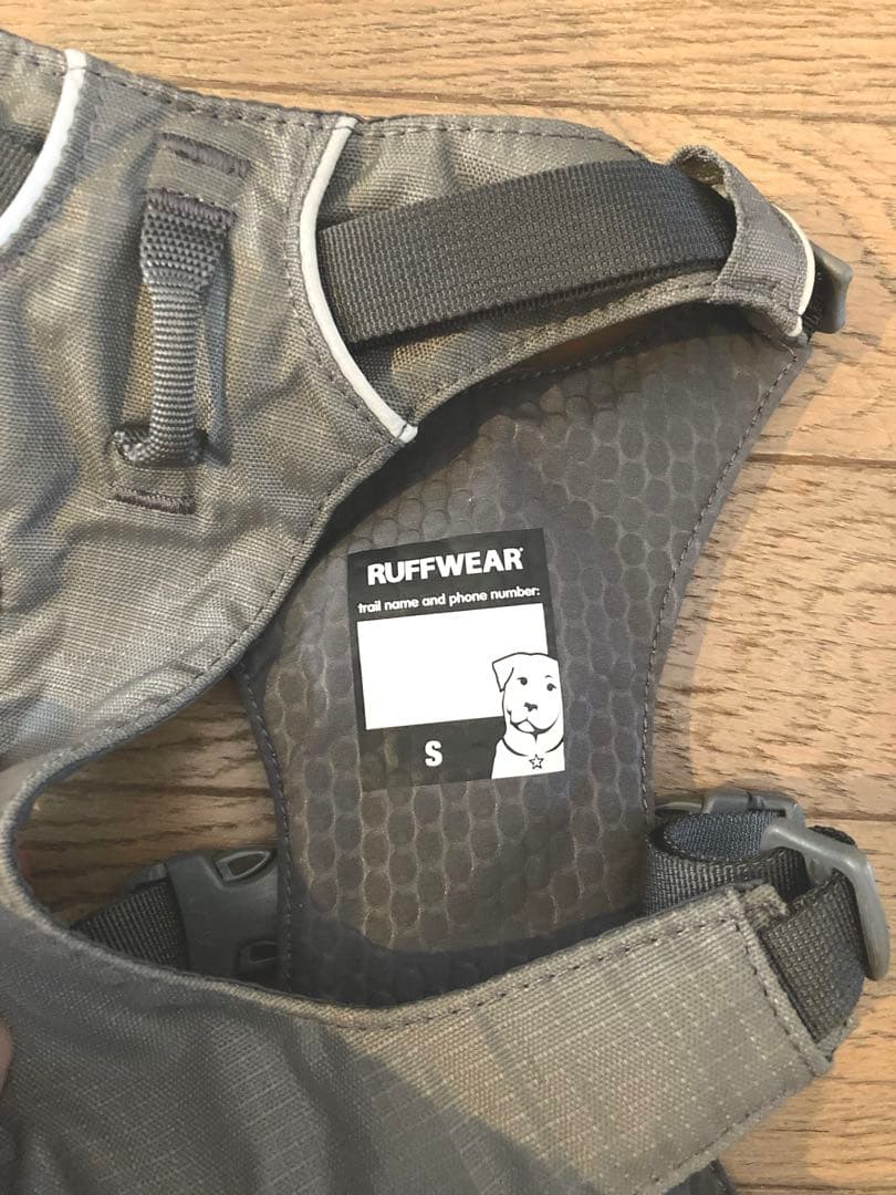 【未使用】ruffwear ハーネス グレー　胸囲56〜69cm
