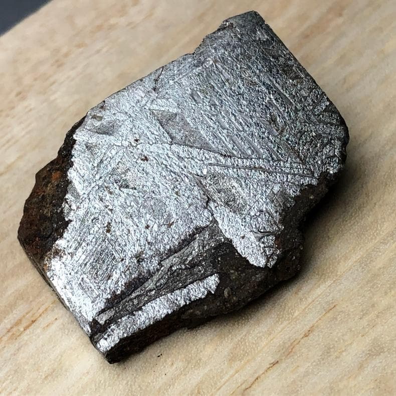 ｎ*＊様 隕石 アルタイ隕石　原皮付き　石鉄隕石　パラサイト隕石　２点　重さ52