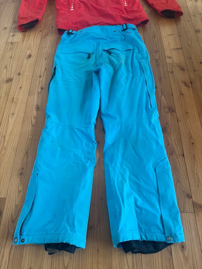 SOS スキーウェア　上下セット