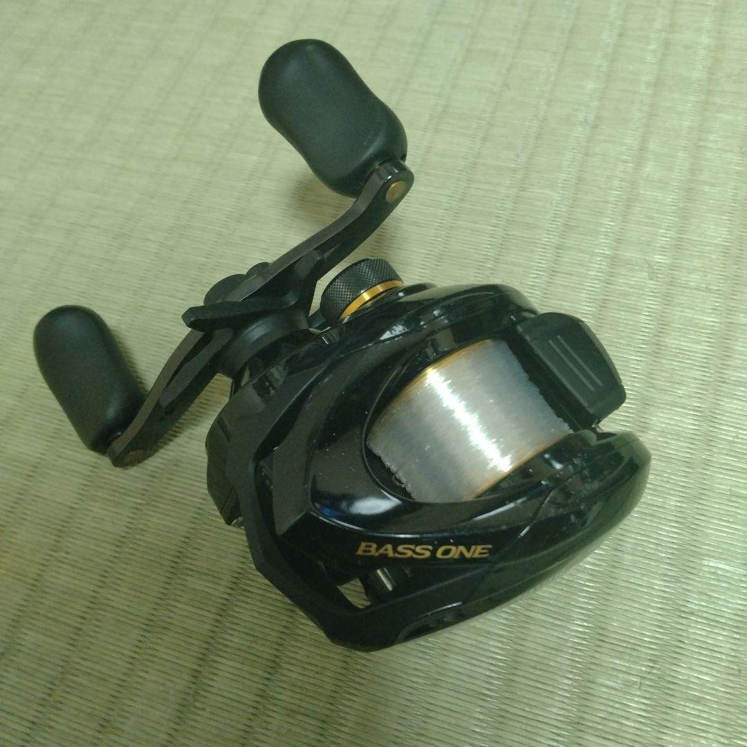 リール bass one