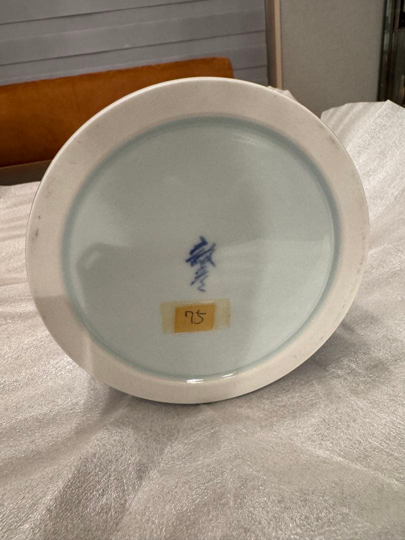 辻殻彦⭐︎海の教会⭐︎有田焼　花瓶