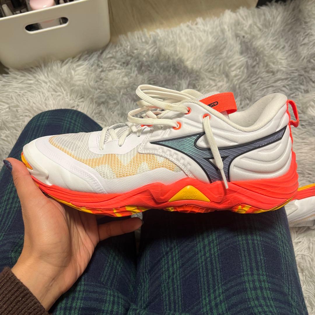 バレーボールシューズ(Mizuno Enerzy XP)