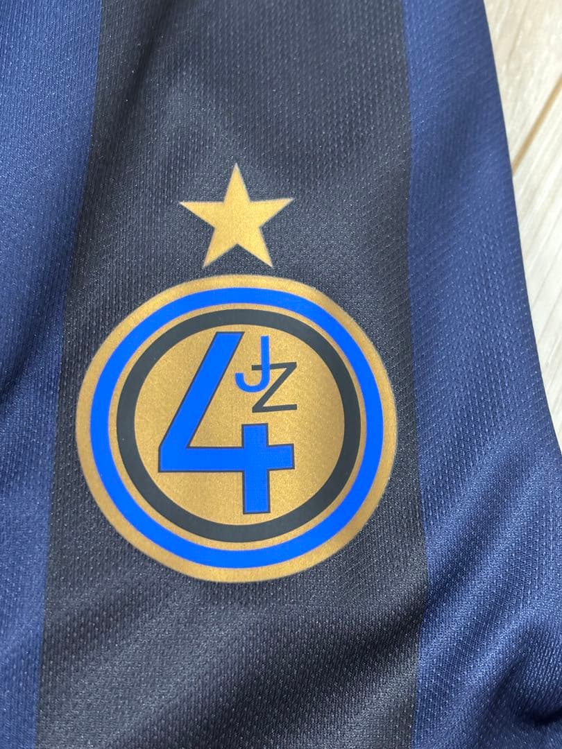 インテル・ミラノ サネッティの引退記念、直筆サイン入りユニフォーム