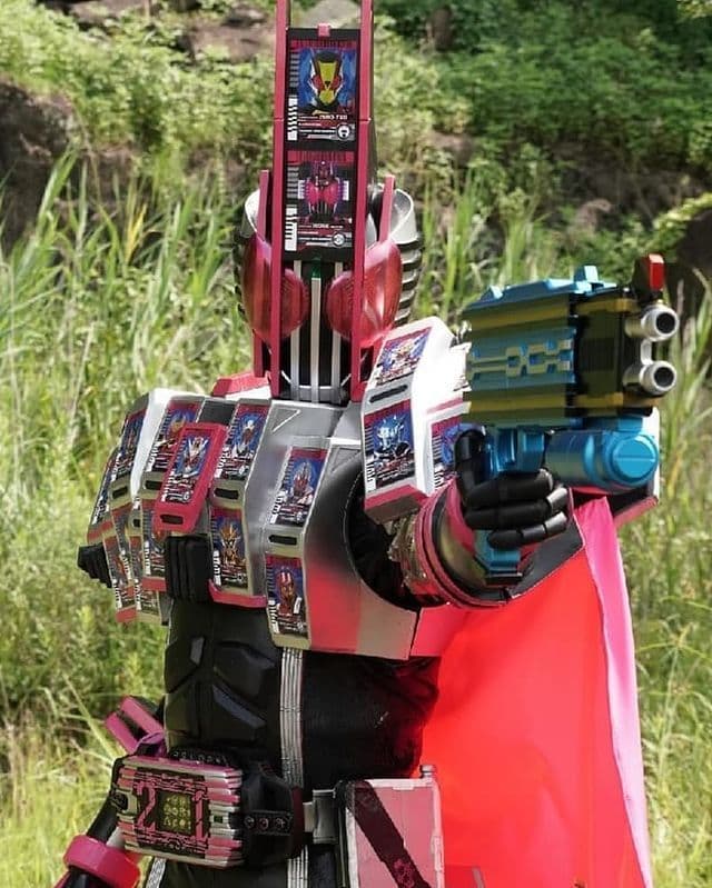 仮面ライダーディケイド ж