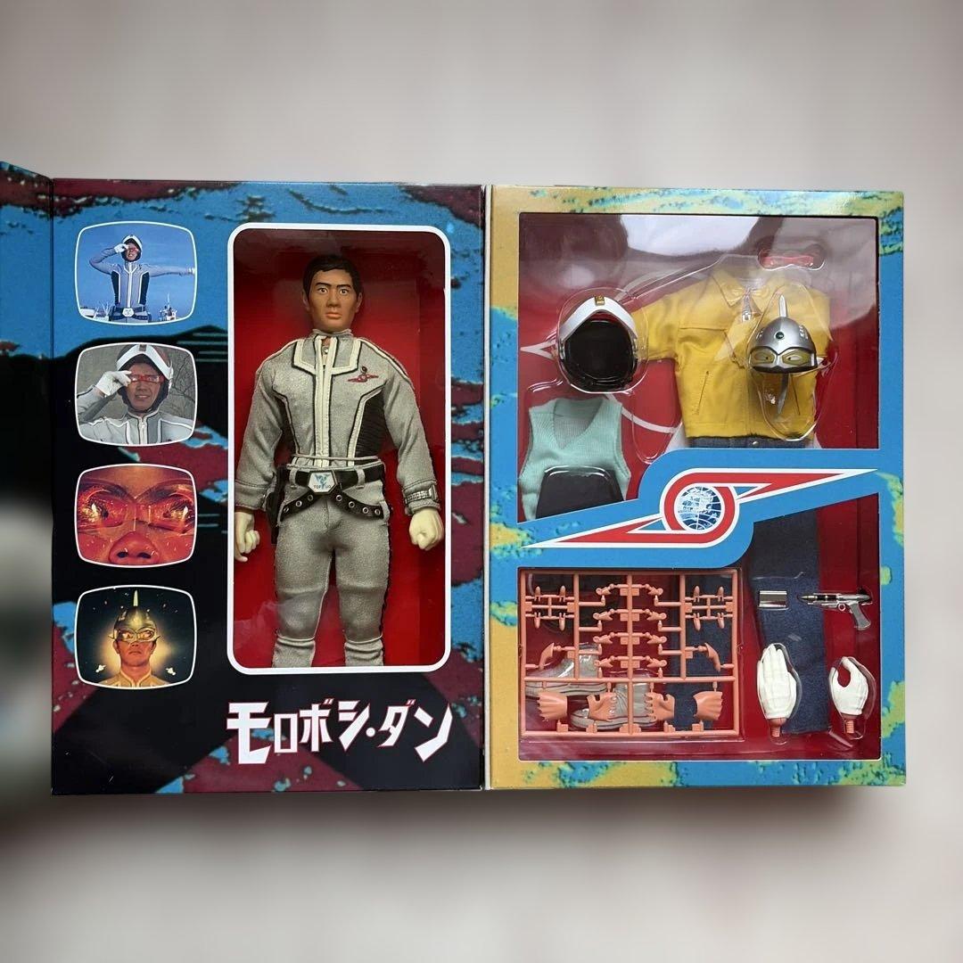 ウルトラセブン生誕35周年記念　モロボシ・ダン 森次晃嗣　直筆サインフィギュア