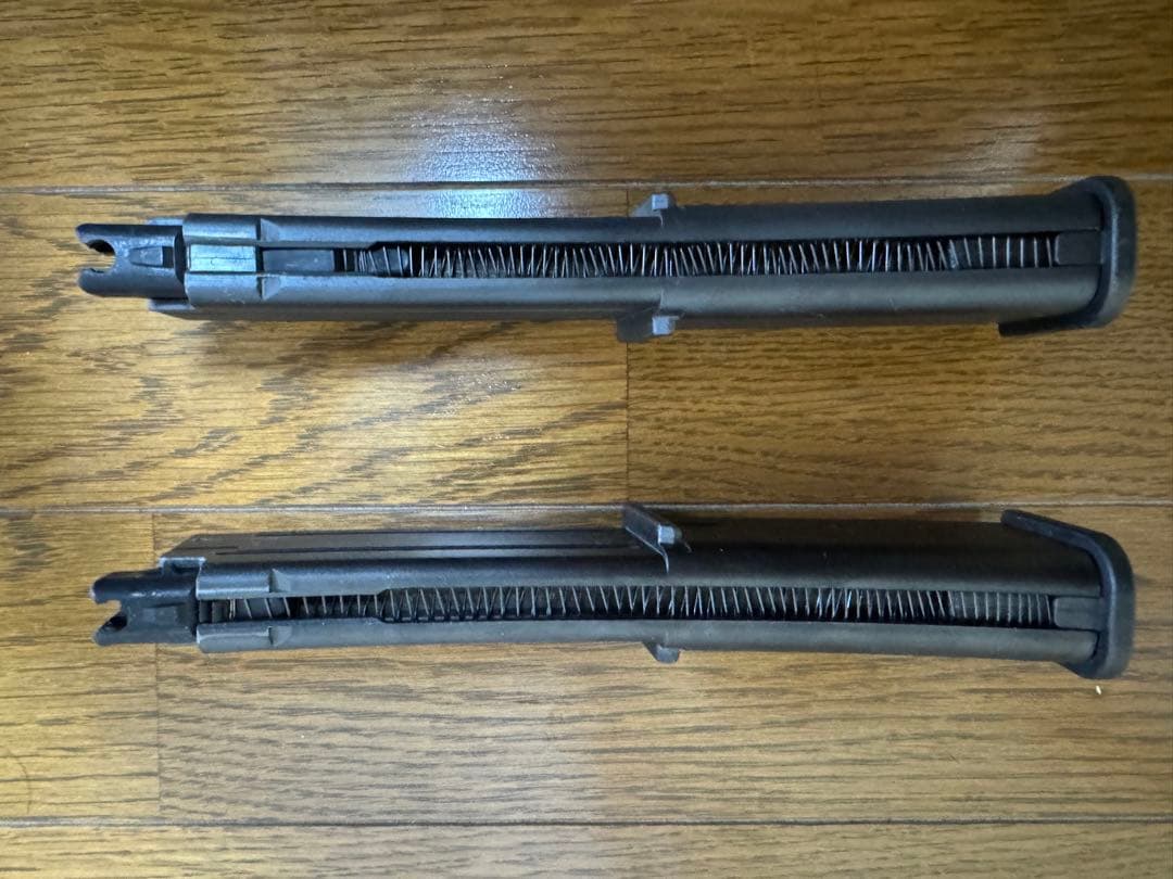 東京マルイ MP7A1 ガスブローバック　ダットサイト、予備マガジン付