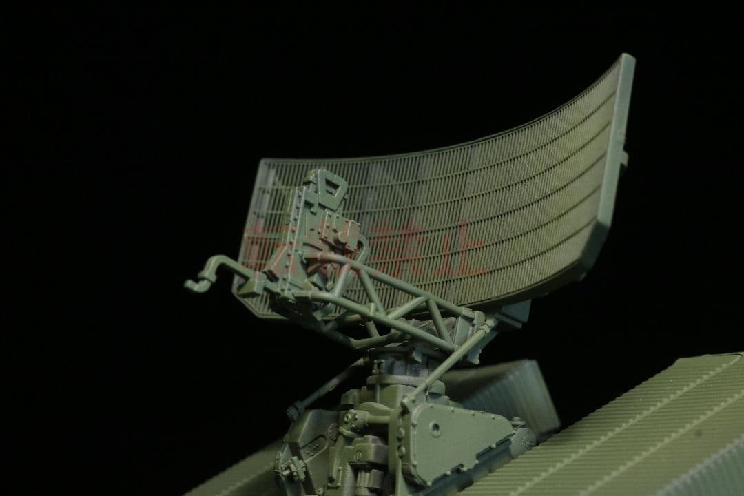 完成品 1/35 ロシア軍 9K33 オサー プラモデル トランペッター