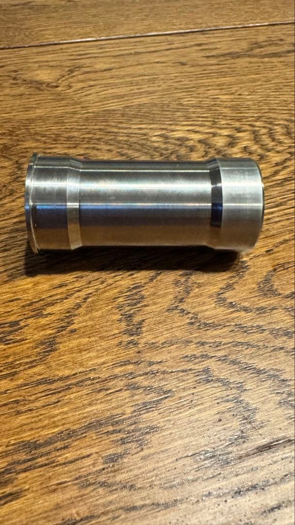 【中古】チタン　ボトムブラケット　BB86