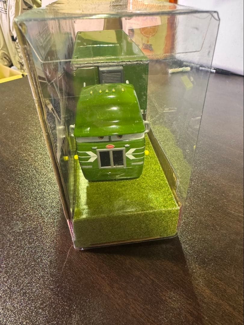 s1653 未開封　カーズ　マテル社　GIL HAULER ROR 2009