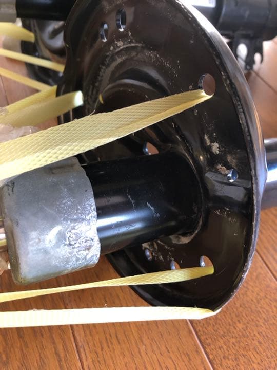 KONI フロント ショックアブソーバー