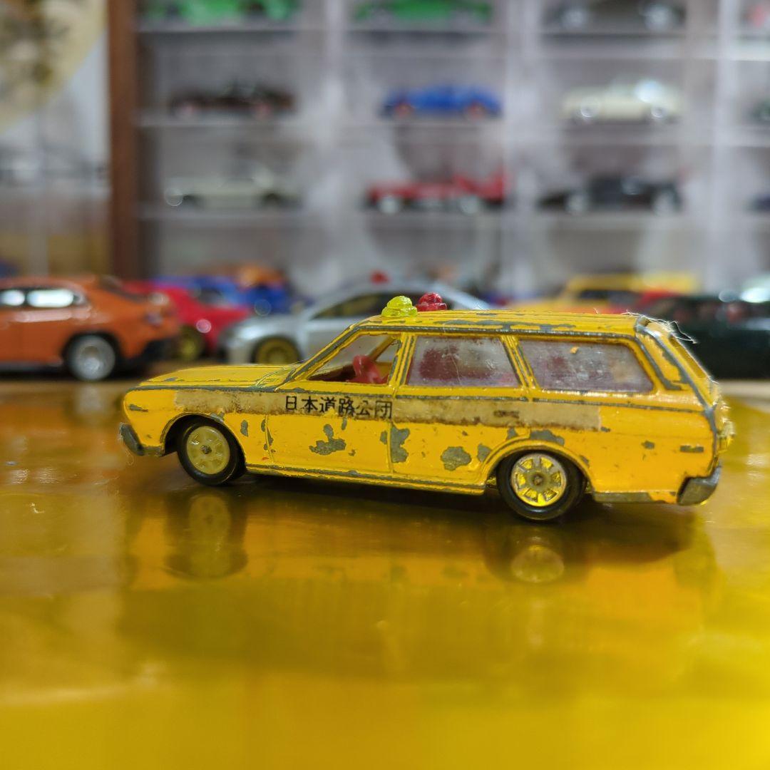 入手困難　地を這う働くシャコタン　セドリック　当時物　タイヤ回転