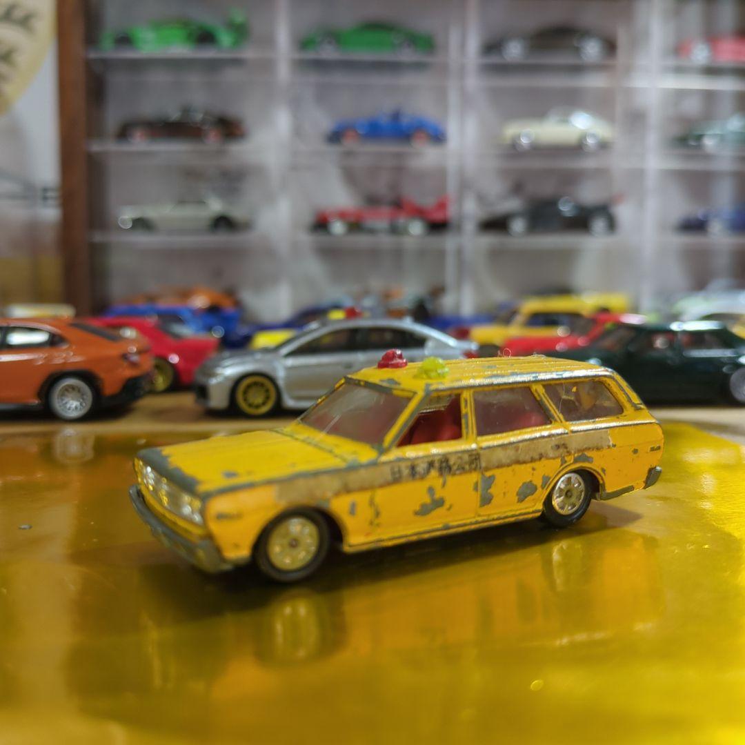 入手困難　地を這う働くシャコタン　セドリック　当時物　タイヤ回転