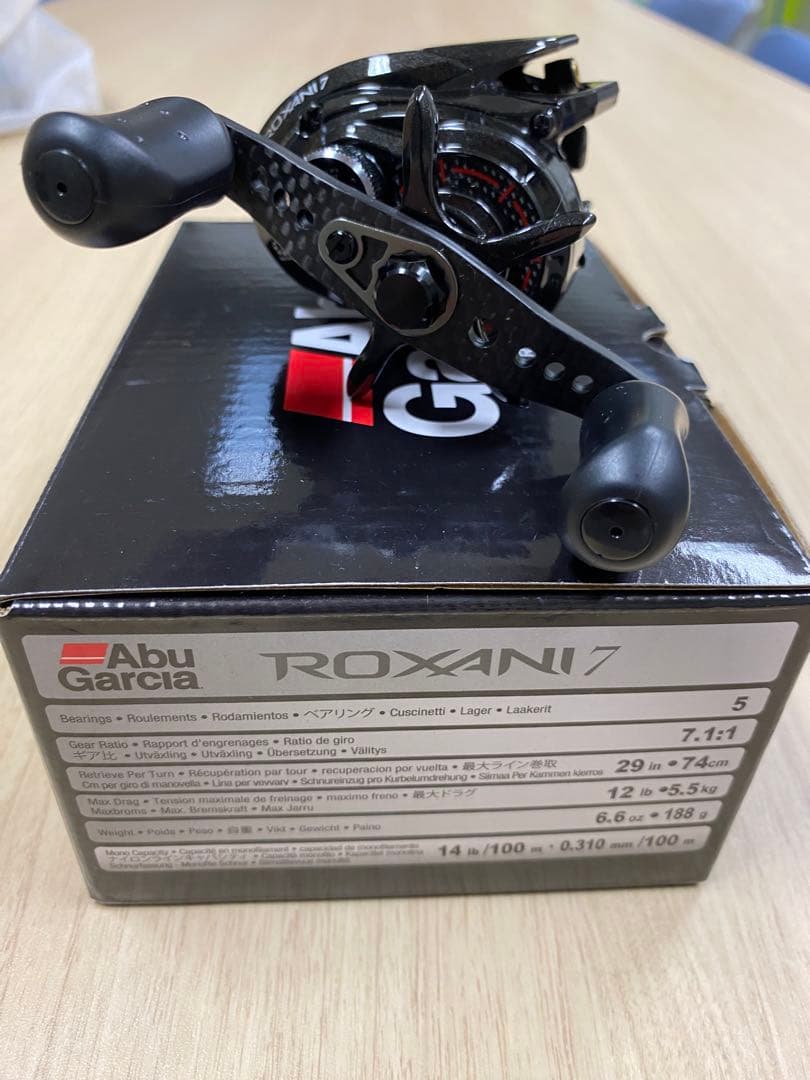アブガルシア ベイトリール　ロキサーニ7（旧モデル）bf8純正スプール付き