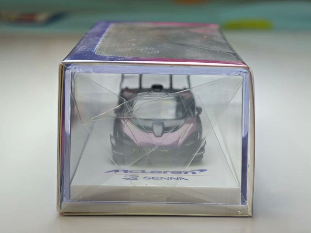 CM Model 1/64 マクラーレン セナ 「カメリオンパープル」限定モデル