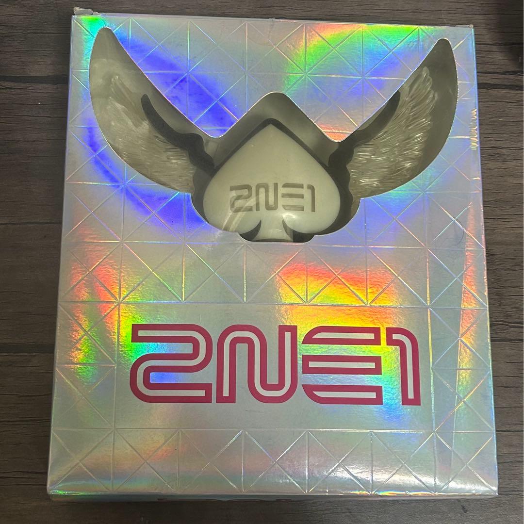 2NE1 公式 ペンライト ウィング ハート 初期 YG レア 廃盤」箱付き