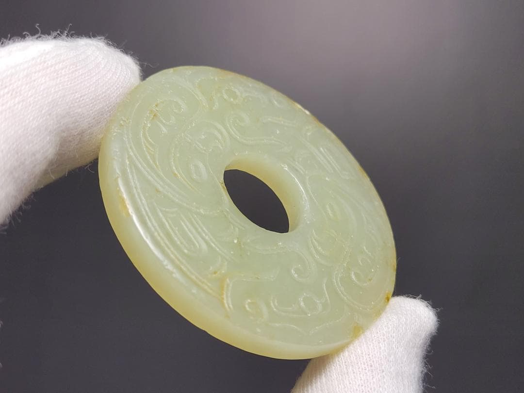 天然玉製 陰刻龍紋 玉装飾品 明清時代 直径約5cm