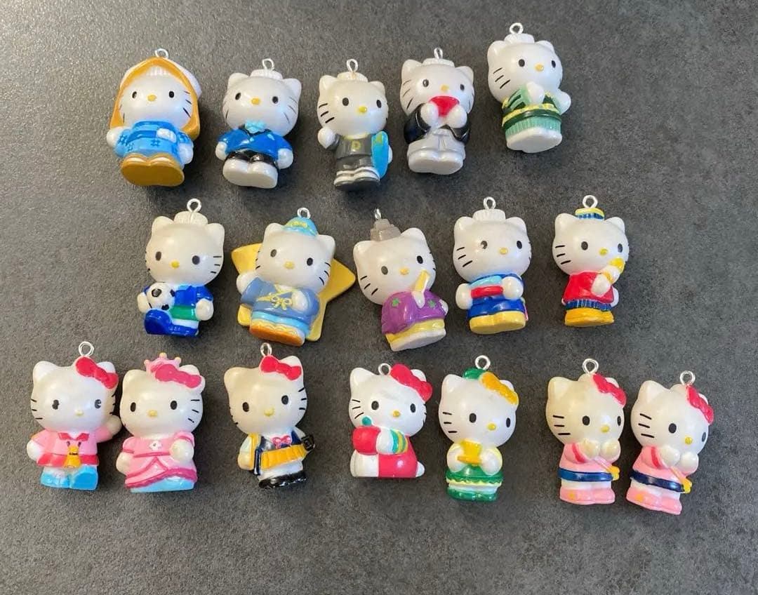 サンリオ ハローキティ ダニエル ストラップ 17個まとめ売り ビンテージ