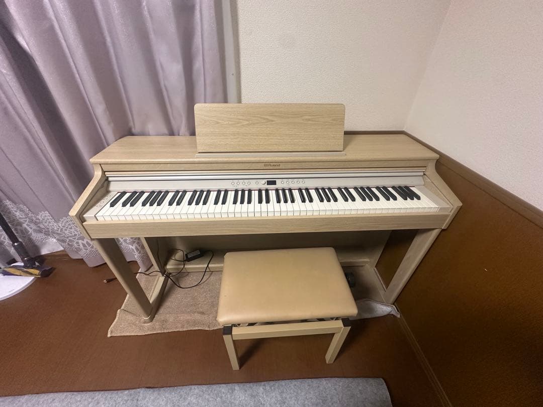 鍵盤楽器 Roland RP701-LA