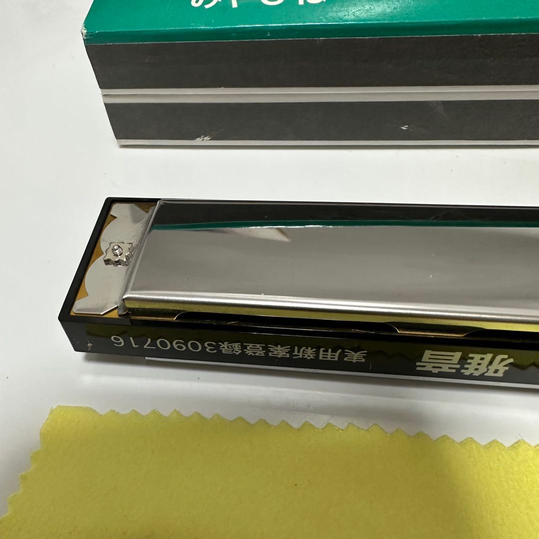 美品 TOMBO民謡ハーモニカ”雅音” 複音30穴 No.3330