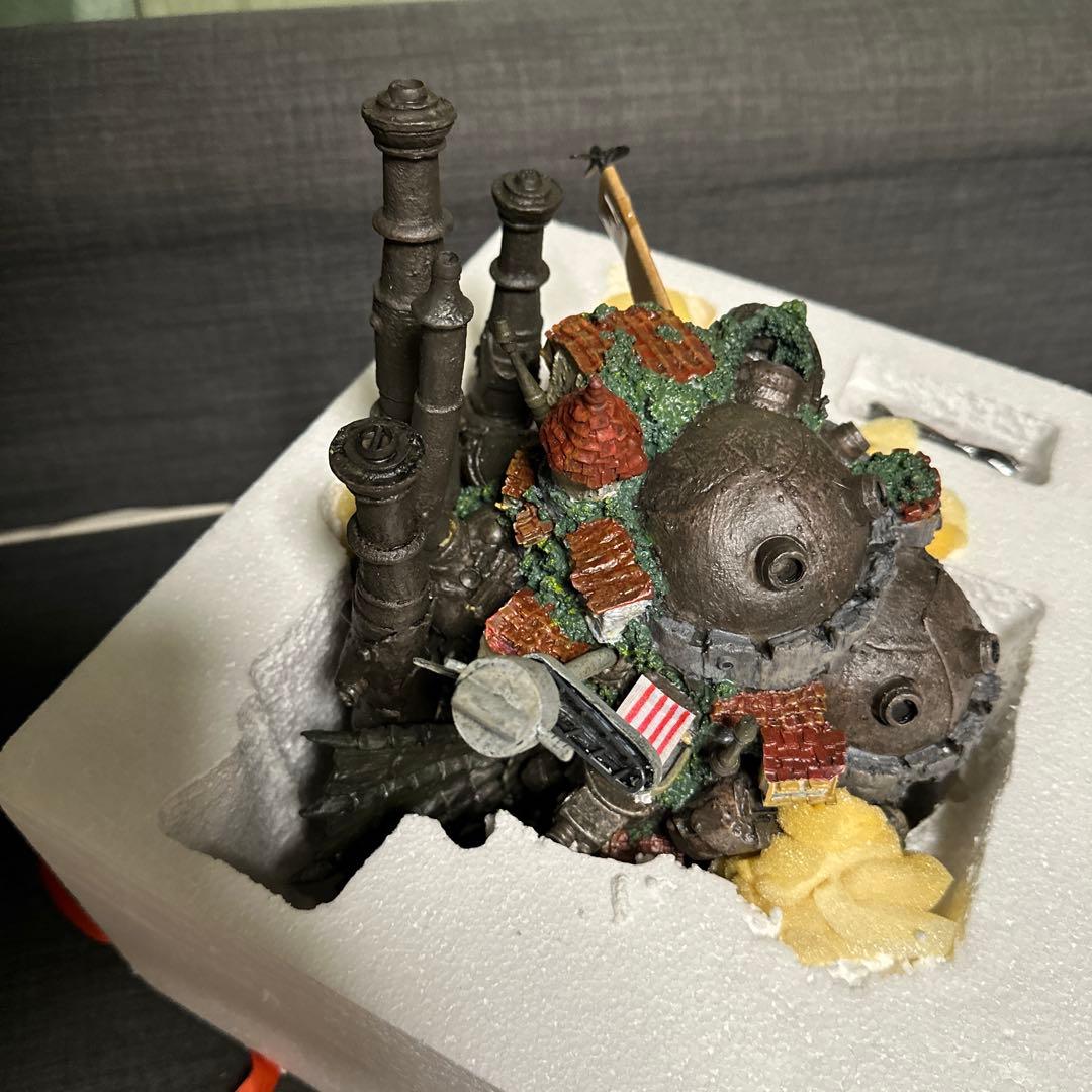 ハウルの動く城　ジオラマ　フィギュア　スタジオジブリ