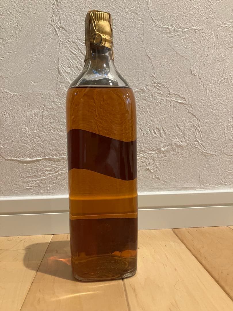 ジョニーウォーカーブラック　黒　ティンキャップ