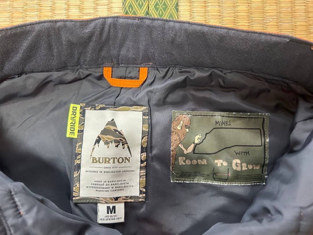 BURTON　バートン　スノーボードウェアー　上下セット　キッズ　Mサイズ140