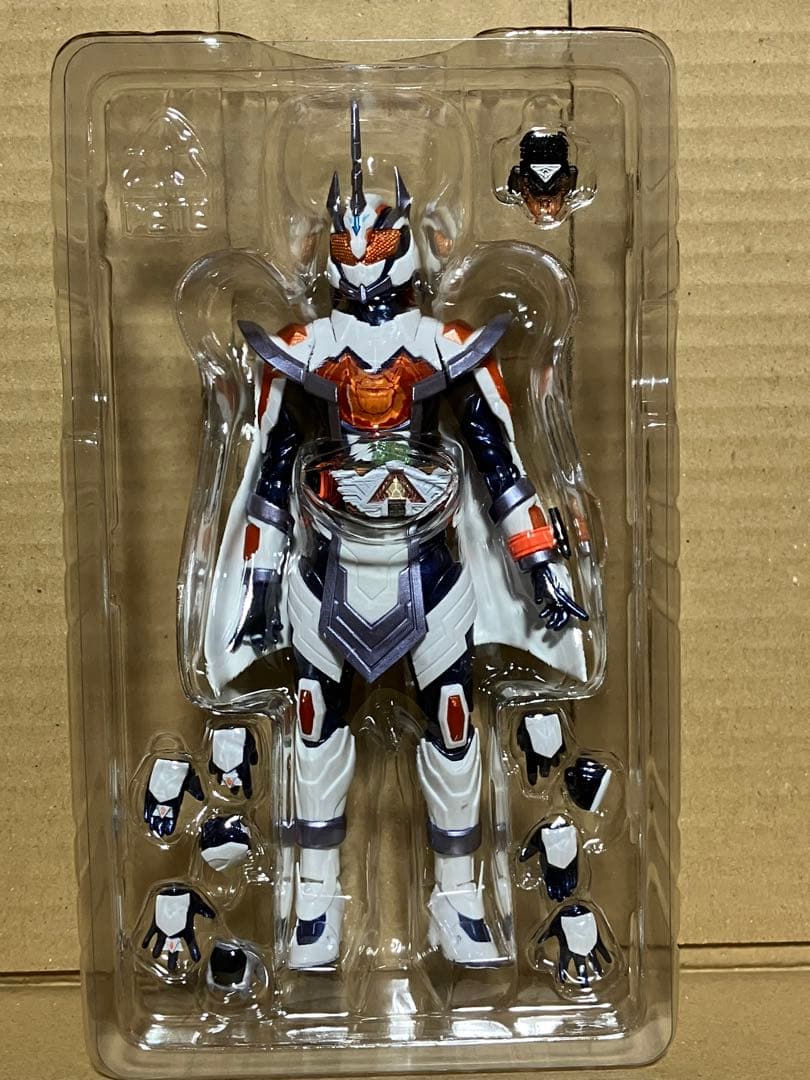 SHFiguarts 仮面ライダーマジェード