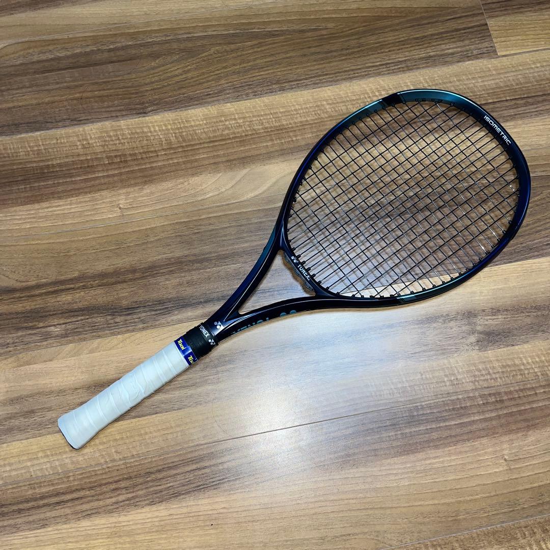 ￼ヨネックスイーゾーン100.Ｇ2