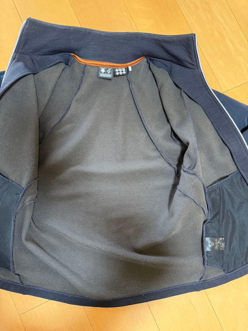 デサントゴルフ　裏起毛ジャージージャケット　黒