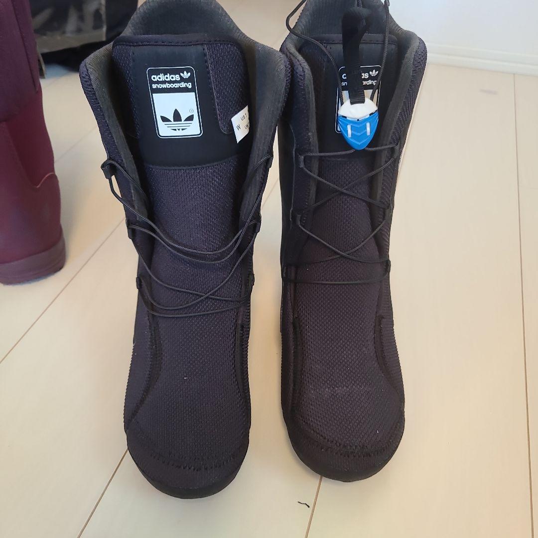 adidas スノーボードブーツ MIKA LUMI 24.0