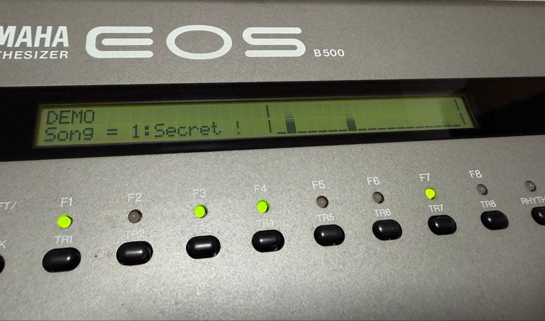 ヤマハ EOS B500 電池交換済み 小室哲哉　送料無料