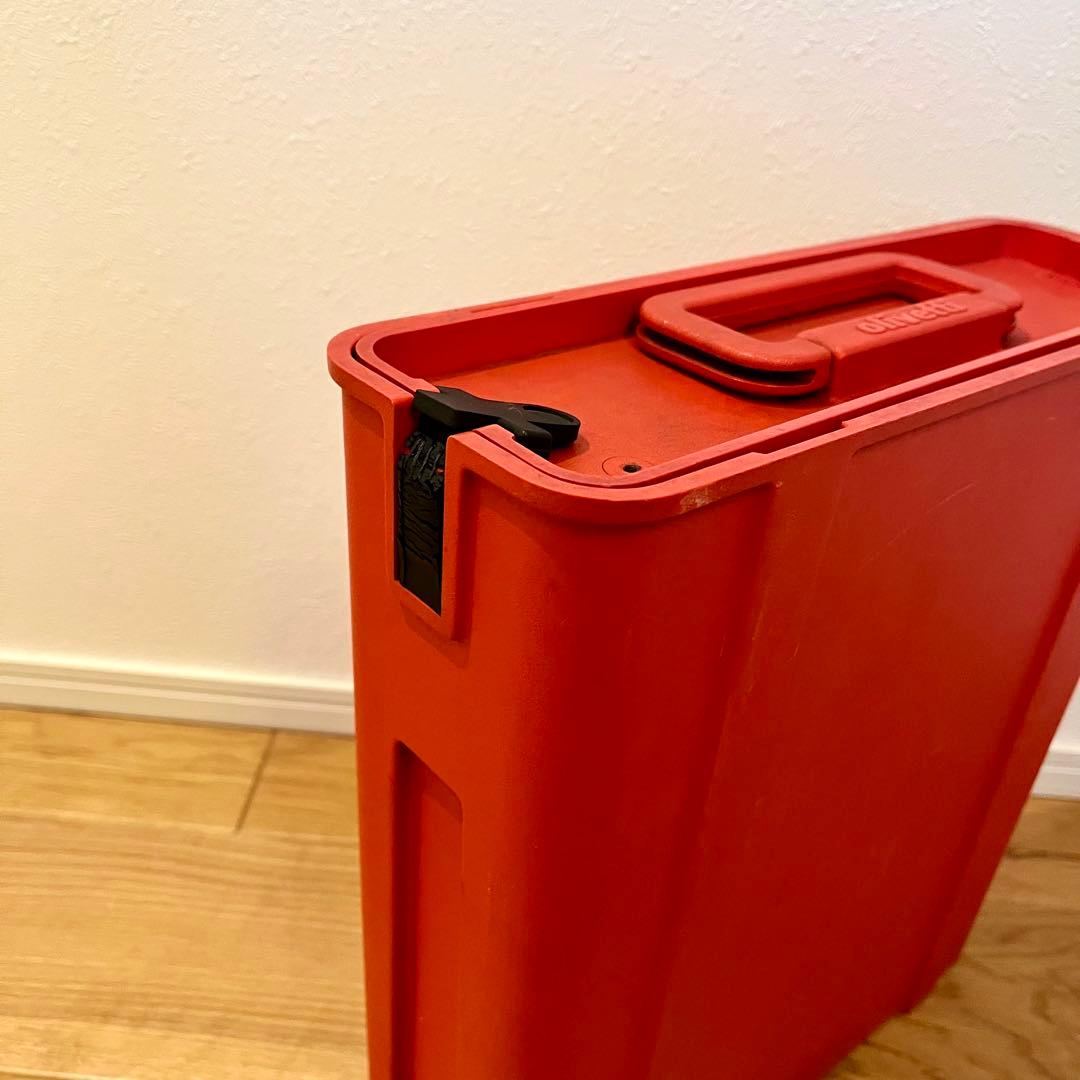 【昭和レトロ】オリベッティ タイプライター Valentine バレンタイン