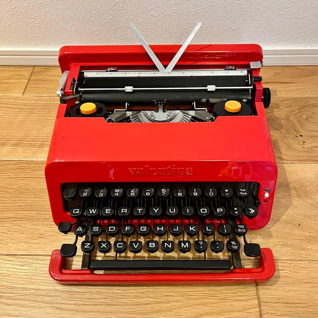 【昭和レトロ】オリベッティ タイプライター Valentine バレンタイン
