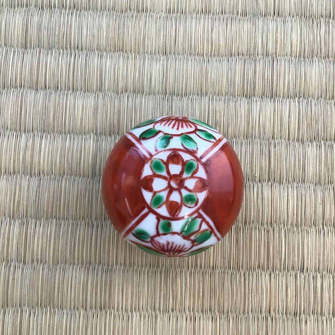 茶道具　香合　赤絵小丸香合　紫翠窯　三代　西村徳泉造　栞　紙箱　共箱　S67KG