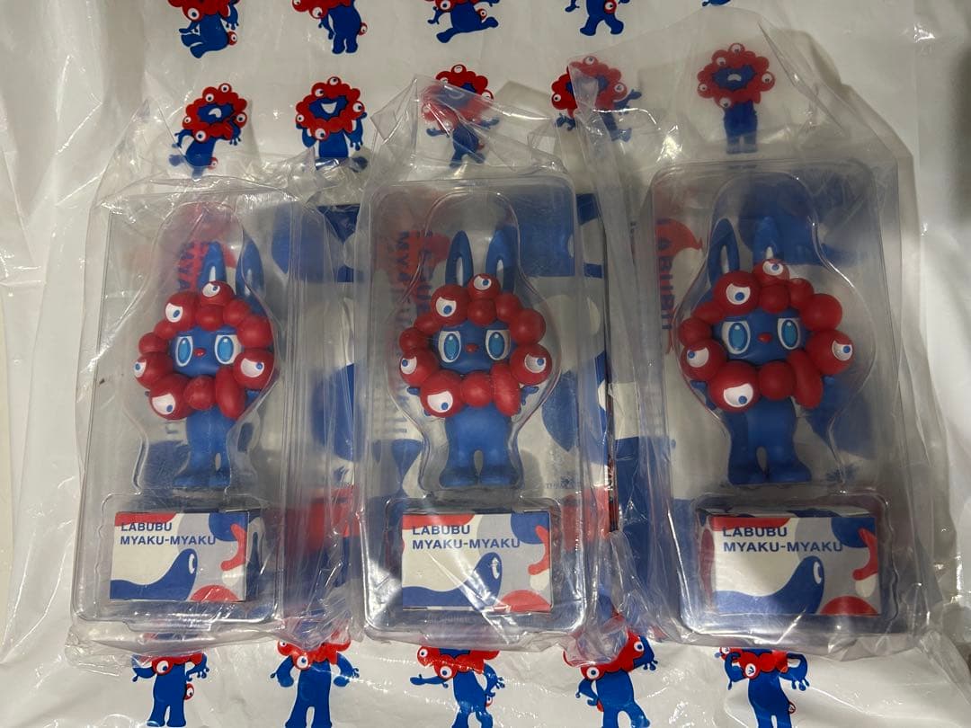 ラブブ　ミャクミャク　2体　大阪関西万博限定