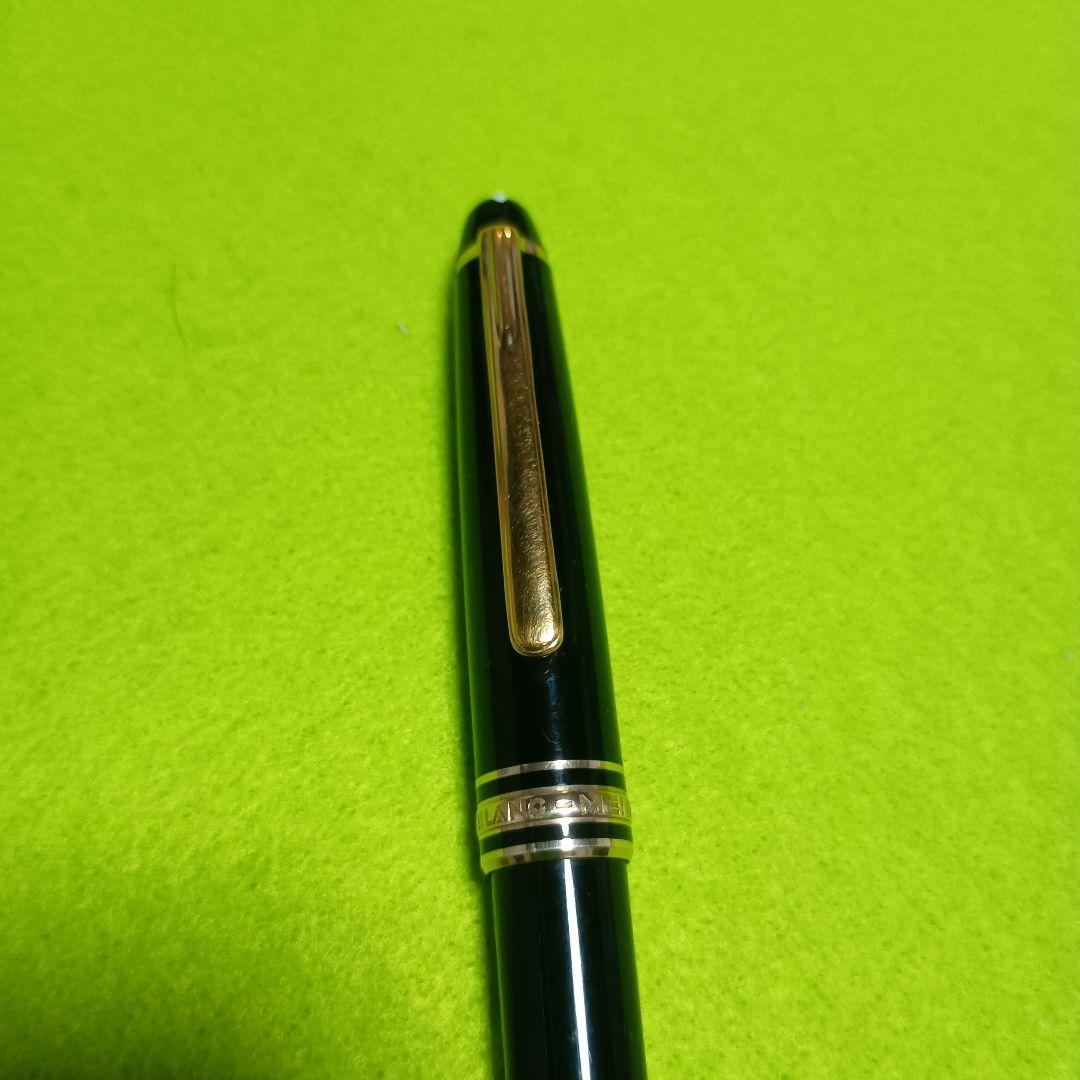 モンブラン　ボールペン　マイスターシュテュック　クラシック　ゴールド　レフィル付