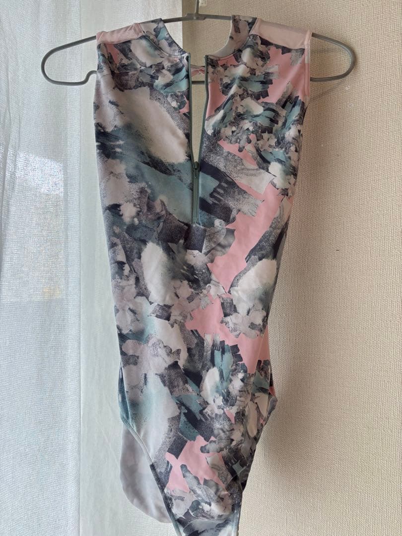 新品⭐︎stina スティナ　バレエレオタード　Mサイズ