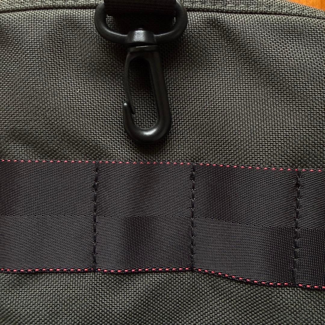 美品　ブリーフィング　アイアンカバー　ダークグレー　チャコールグレー