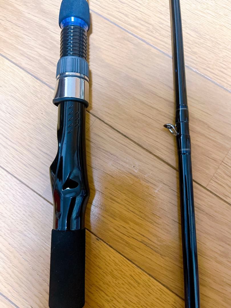 美品 ダイワ メタリア スミイカ H-240 釣りロッド