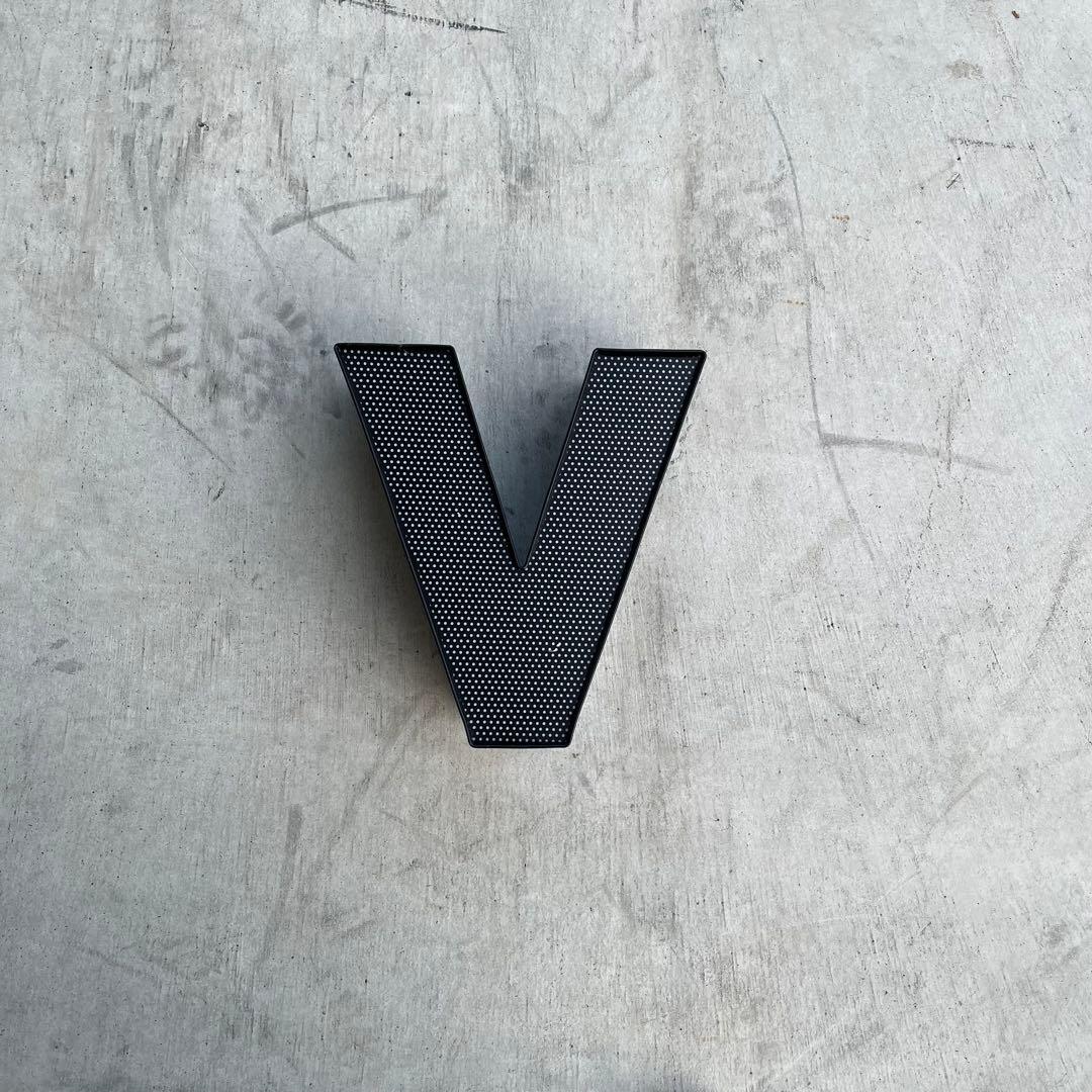 V 看板 アルファベット レターサイン 文字 アメリカ ビンテージ アンティーク