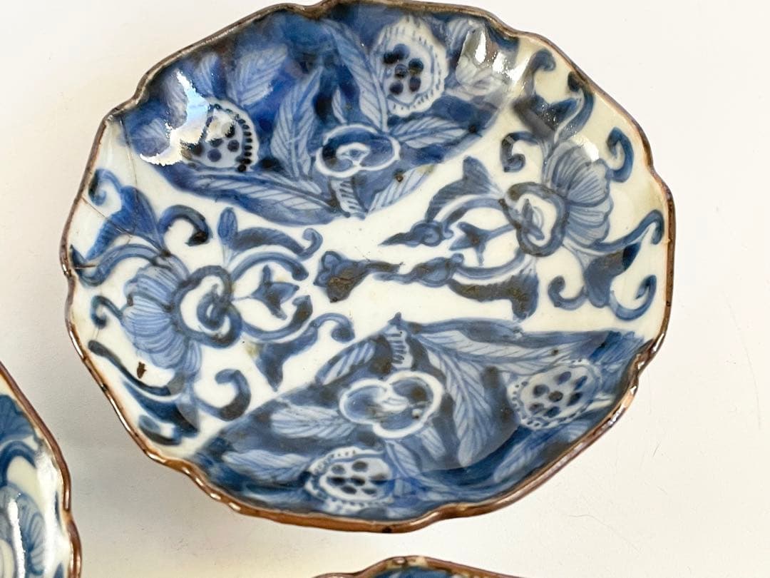 骨董　アンティーク　古伊万里　染付　柘榴文　小皿　輪花皿　3枚　大明弘治年製