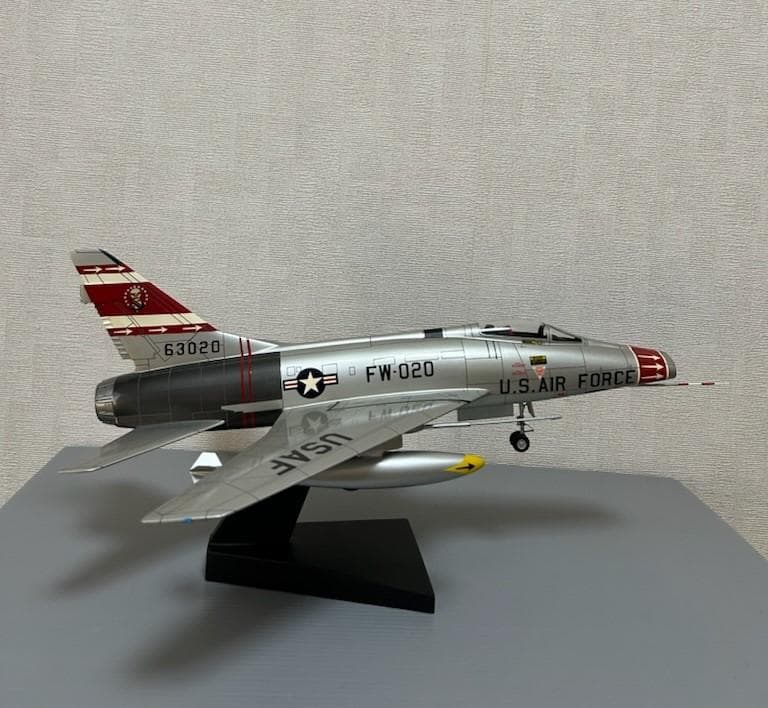 ウイングクラブ　F-100D スーパーセイバー　1/32