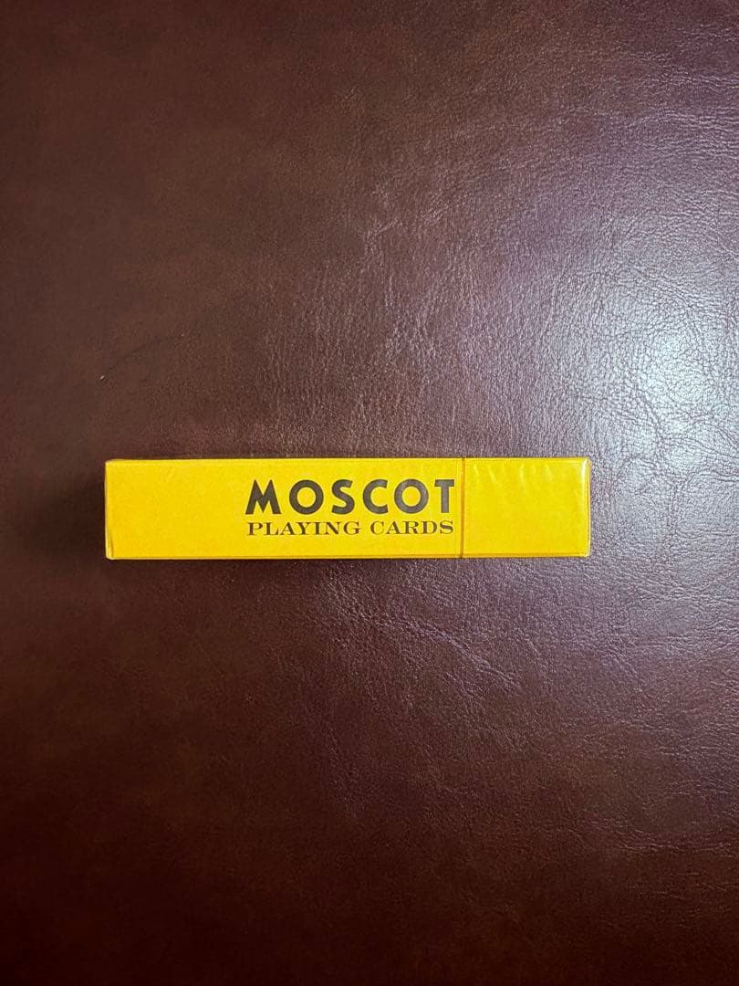 MOSCOT トランプ