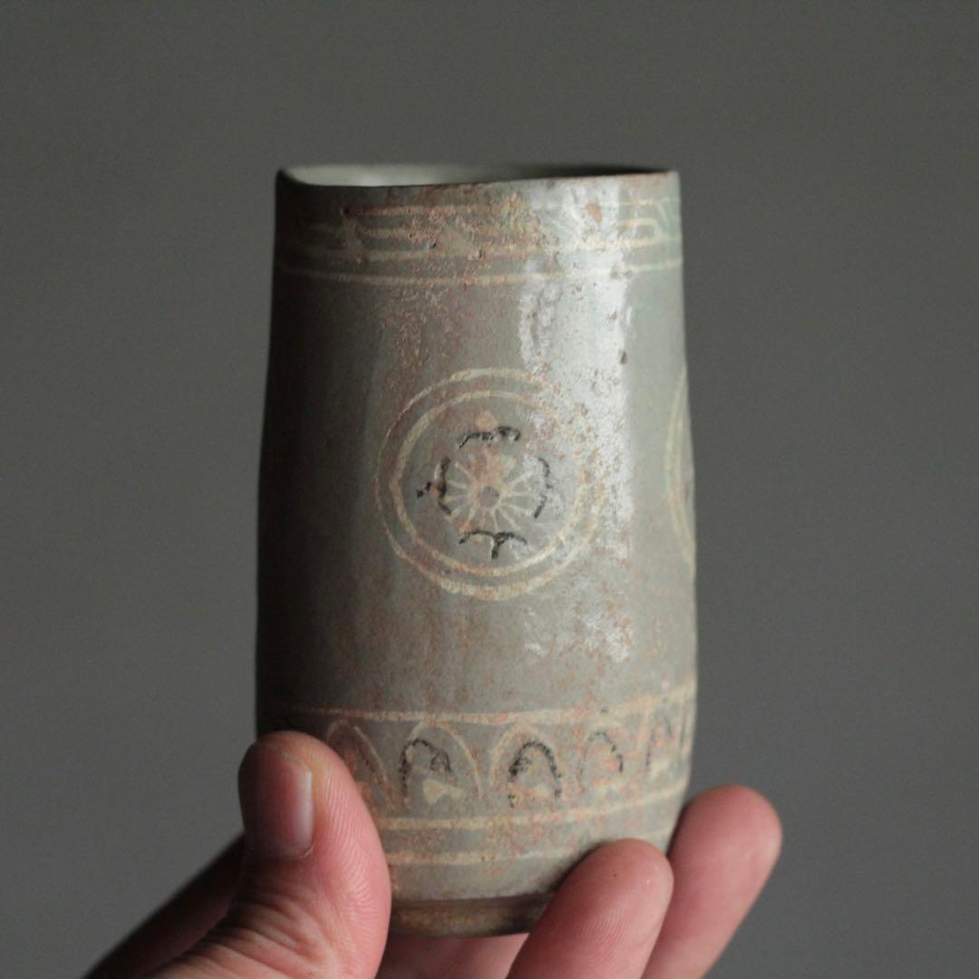狂言袴 筒盃 筒碗 李朝筒盃 朝鮮美術 ぐい呑み 古美術 古道具 アンティーク