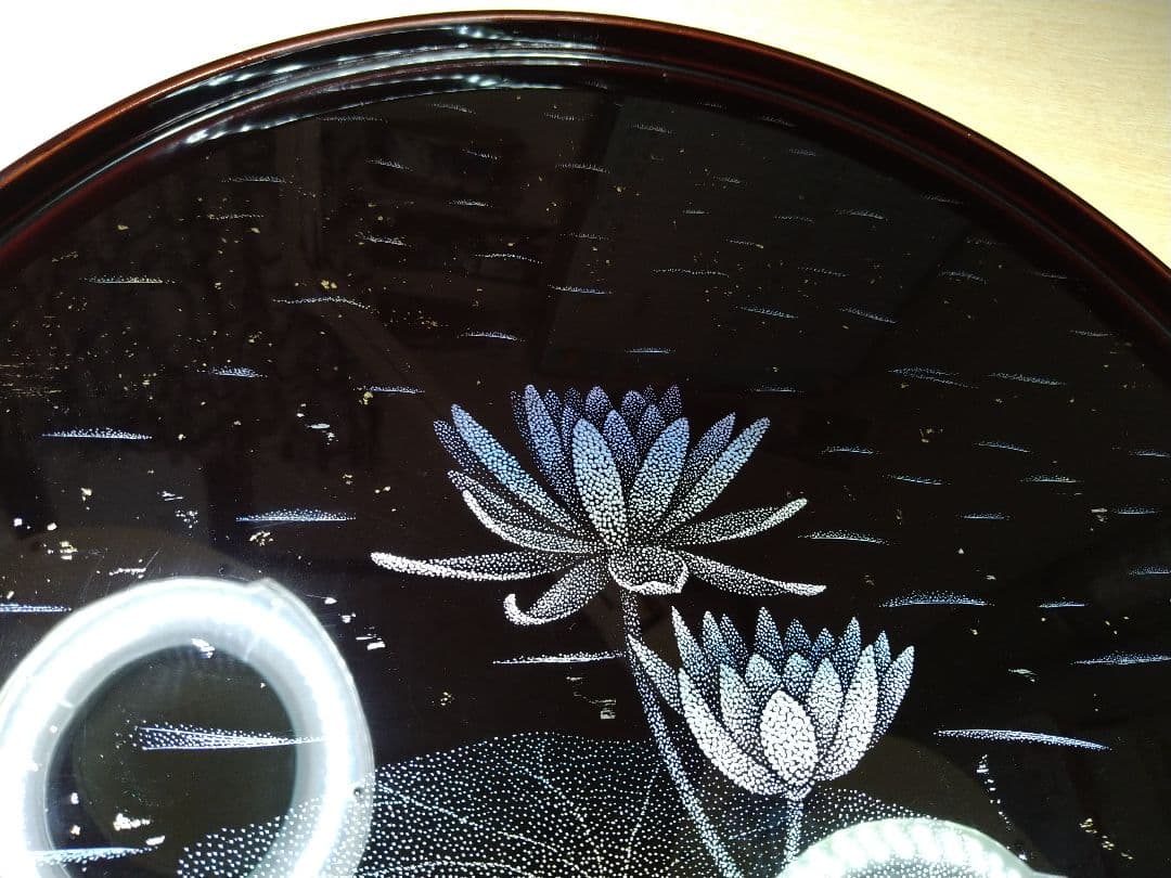 輪島塗沈金 試作「 睡蓮」溜塗り半月盆
